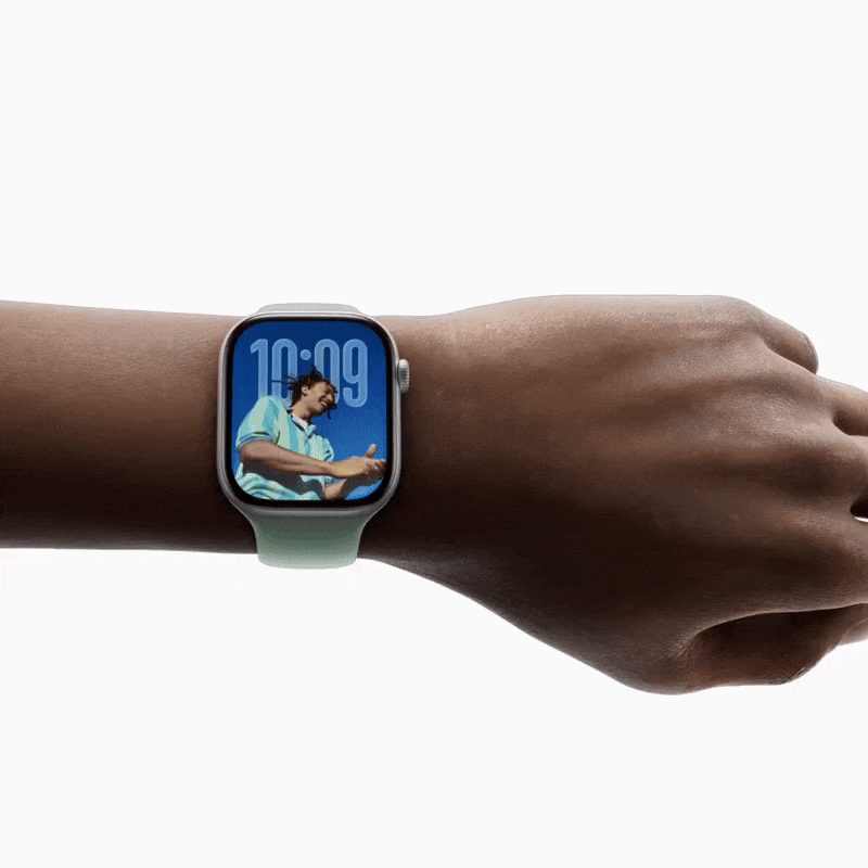 lear your notifications with a flick of the wrist. GIF: Apple 