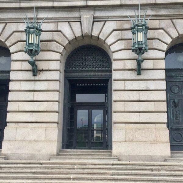 Courthouse entrance representing the Malone Lam guilty plea to RICO conspiracy